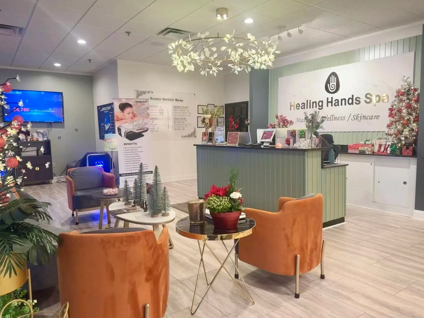 Healing Hands Spa reception and lobby in Knoxville, TN